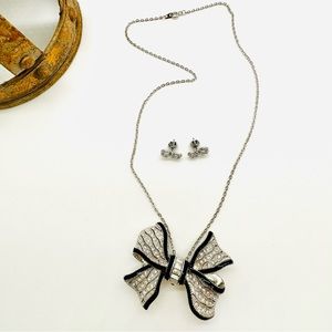 Vintage Graziano Rhinestone Bow Pendant Necklace